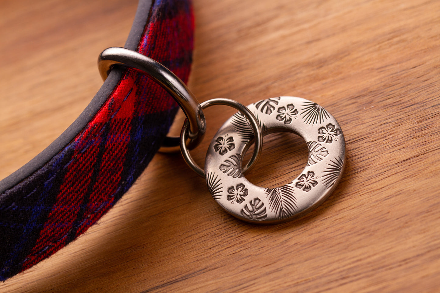Tropical Leaf Pattern 28mm Dog/Pet ID Tag